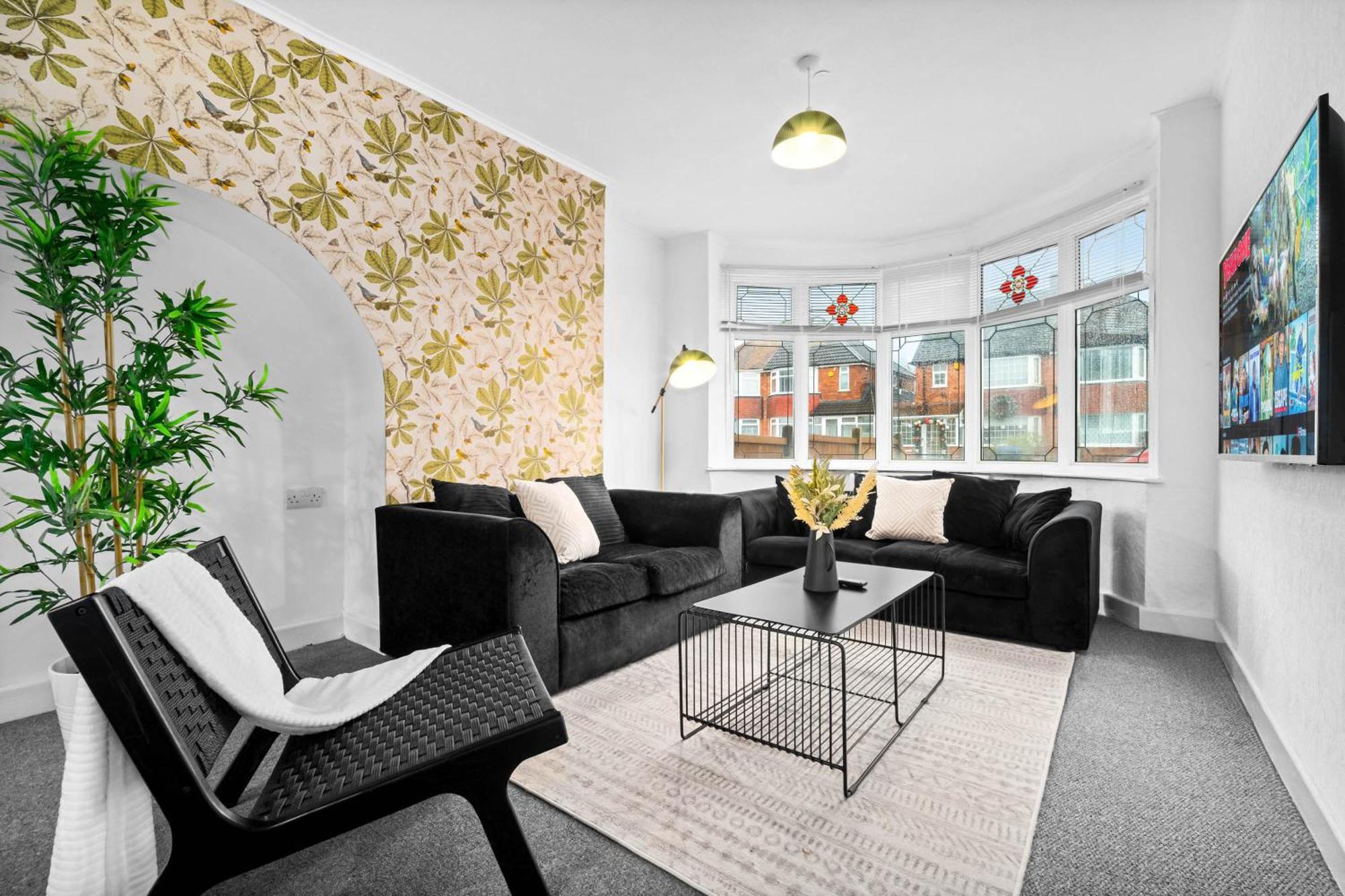 Stylish 3 Bedroom House - Parking - Garden - Great Barr - Netflix - Top Rated -121J Birmingham Bagian luar foto
